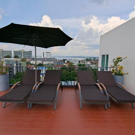 Deco Pattaya Hotel North Pattaya Bagian luar foto