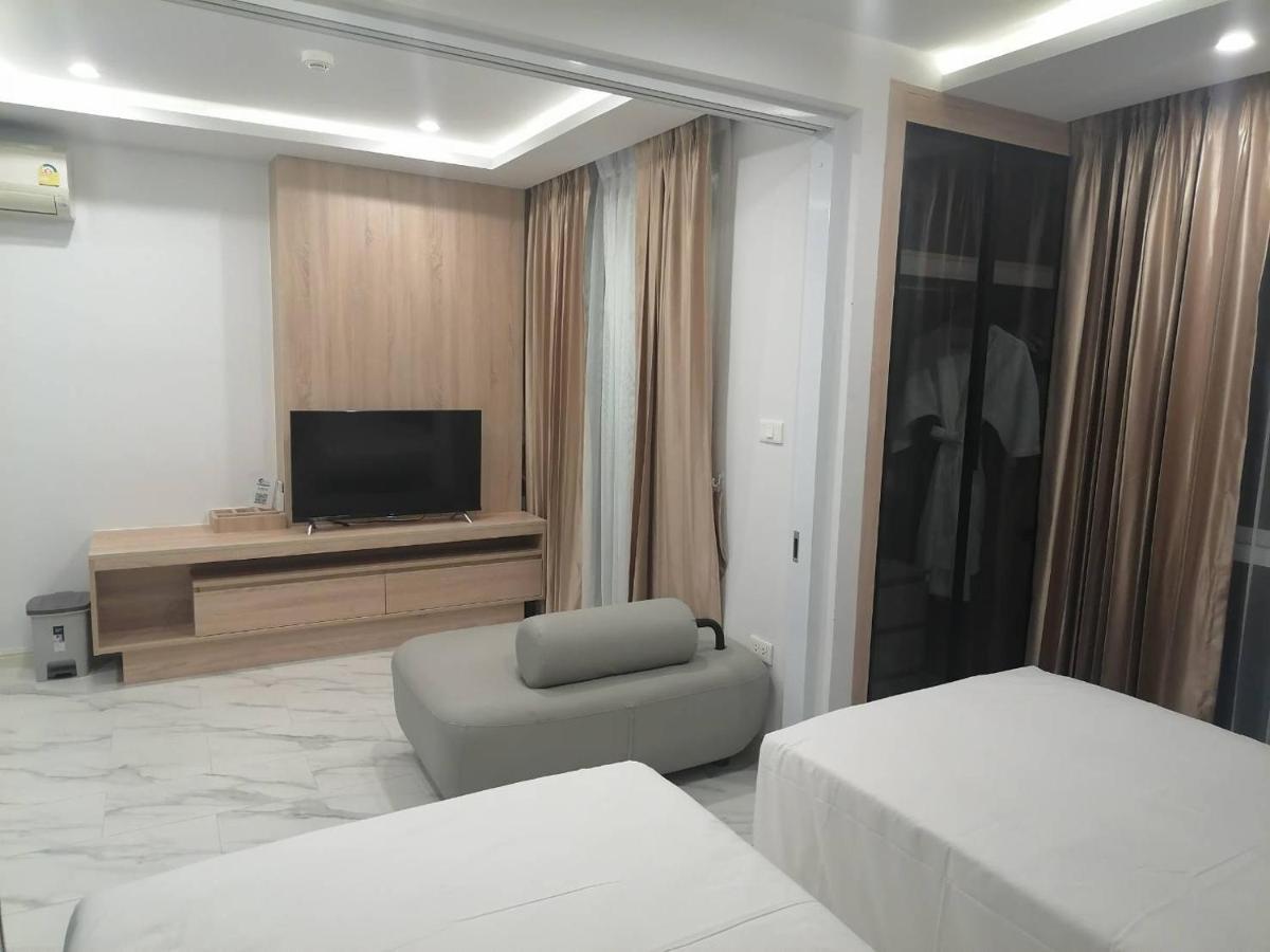 Deco Pattaya Hotel North Pattaya Bagian luar foto
