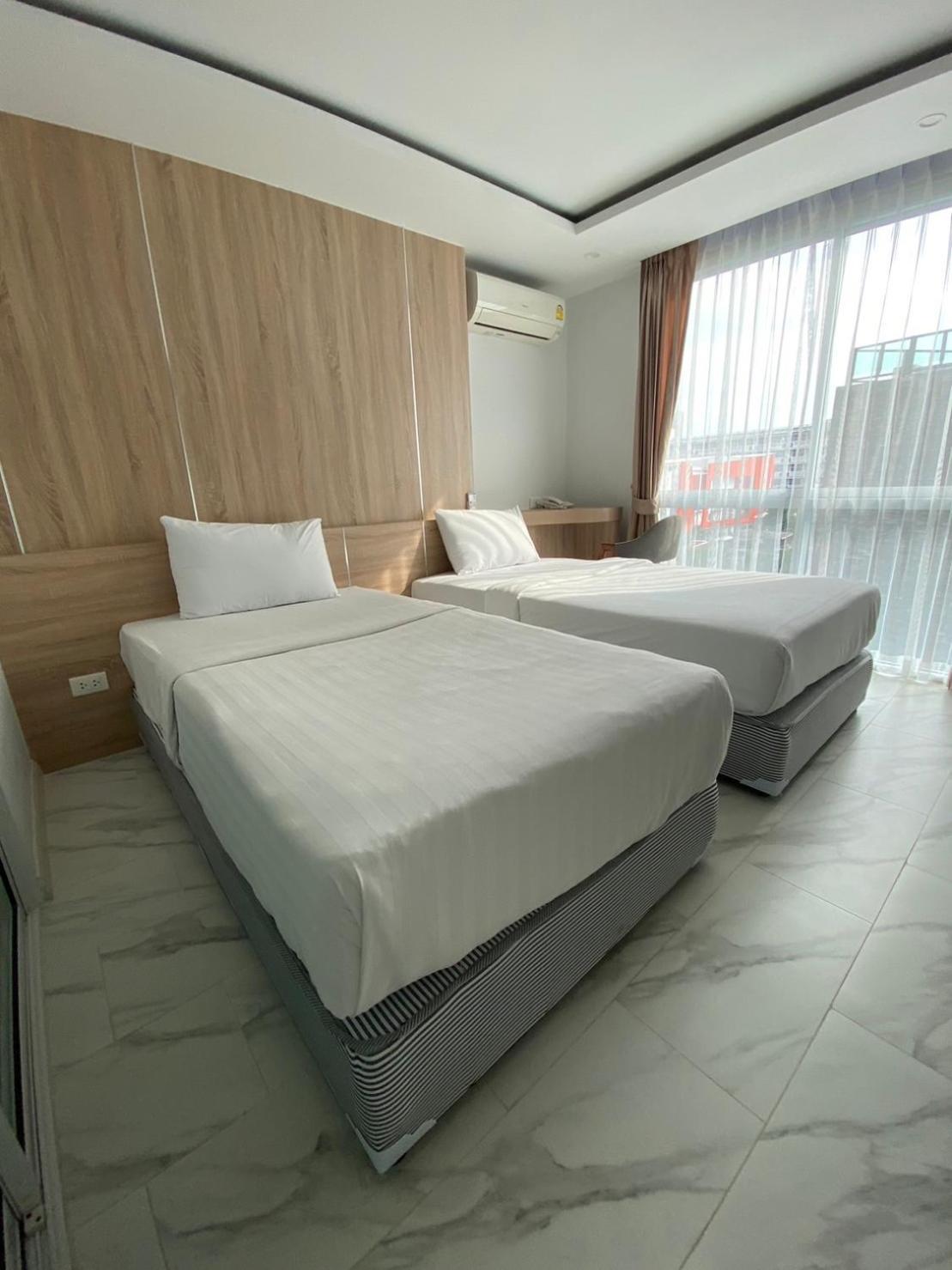 Deco Pattaya Hotel North Pattaya Bagian luar foto